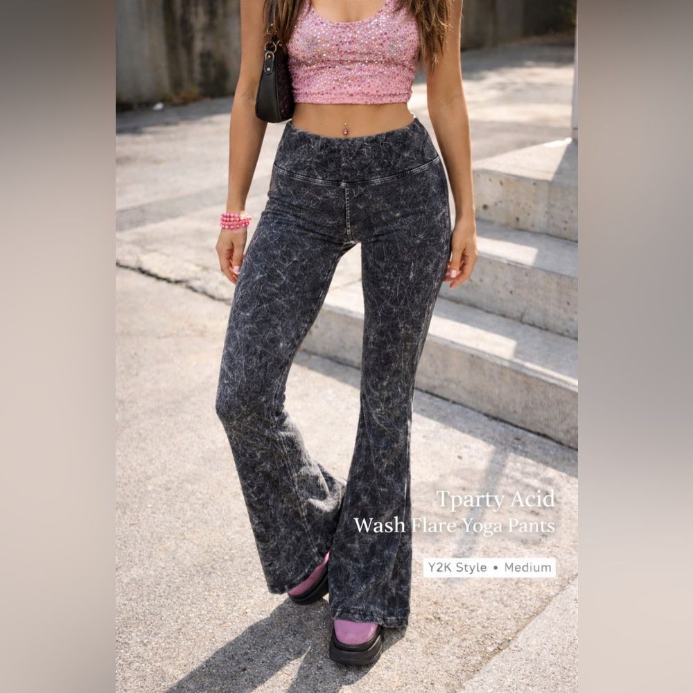 Tparty Acid Wash Flare Yoga Pants Boho Stretch Lounge Medium so soft!!